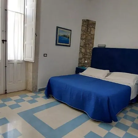 住宿加早餐酒店 Lakkios Charming And 锡拉库扎