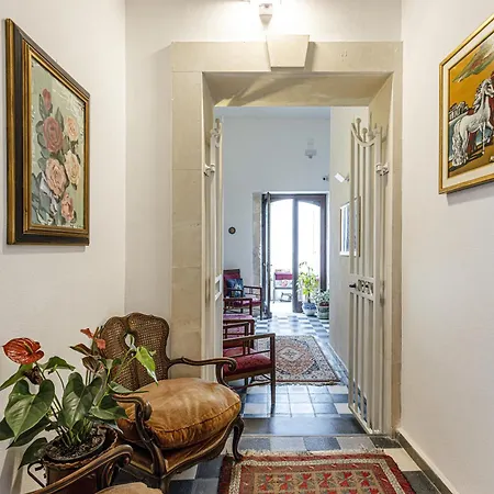 Lakkios Charming And 住宿加早餐酒店 锡拉库扎