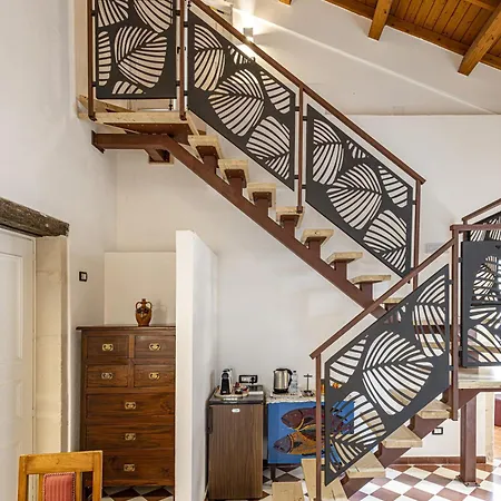 住宿加早餐酒店 Lakkios Charming And 锡拉库扎