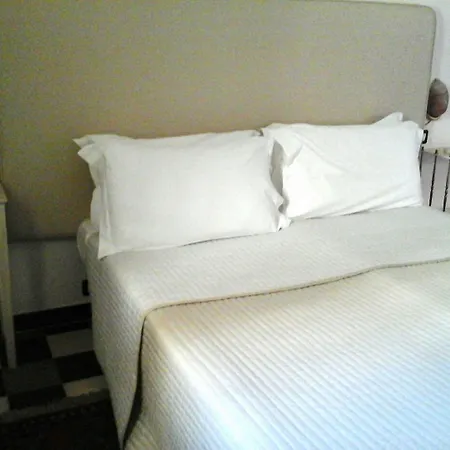 Lakkios Charming And 4* 锡拉库扎