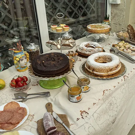 Lakkios Charming And 住宿加早餐酒店