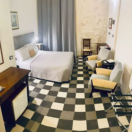 Lakkios Charming And 住宿加早餐酒店 锡拉库扎