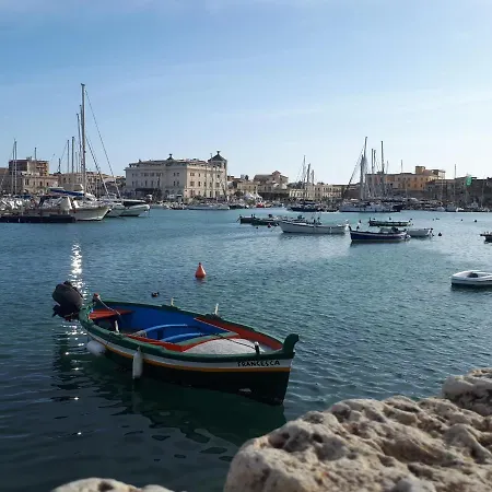 Lakkios Charming And 住宿加早餐酒店