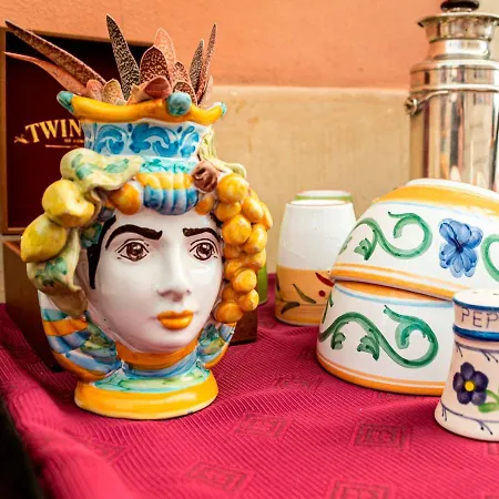 Lakkios Charming And Bed & Breakfast