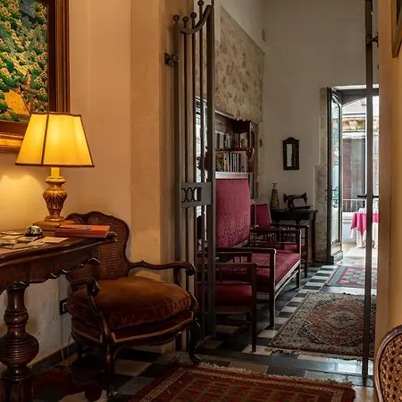 Lakkios Charming And Bed & Breakfast 3*